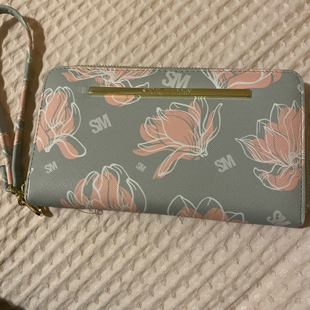 Steve Madden Zip Around Wallet